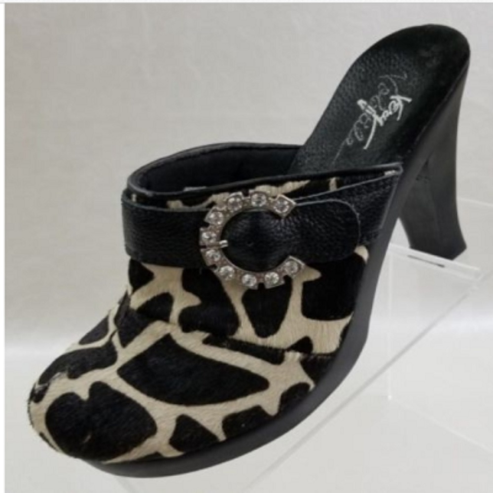 Very Volatile Animal Print Rhinestone Mules Sz 8